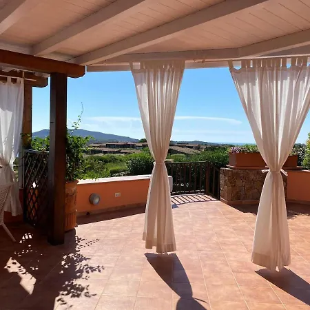 Σπίτι διακοπών With Beautiful View Punta Molara